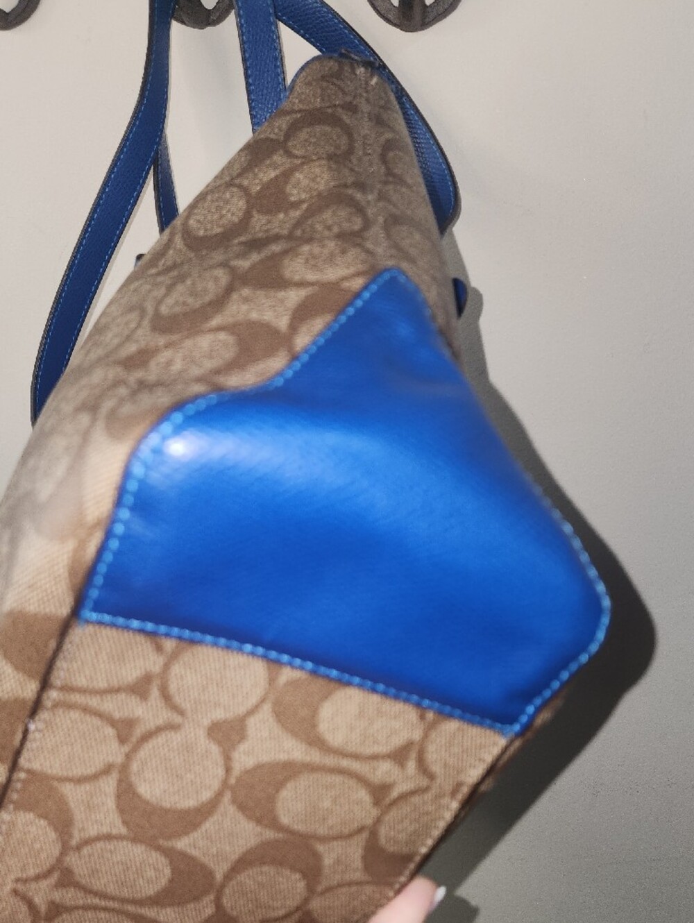 Coach Brown Signature Canvas Tote with Blue Trim - Picture 7 of 17